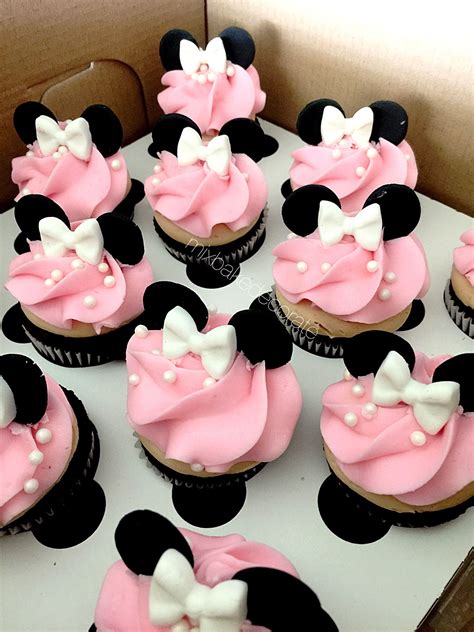 Minnie Mouse Cupcake Cake Ideas