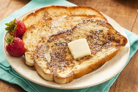 14 French Toast Toppings - Insanely Good