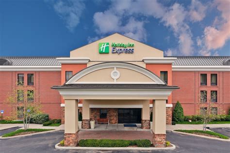 Holiday Inn Express & Suites Brentwood North-Nashville Area, an IHG ...