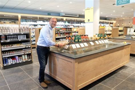 Delitraiteur Opent Eerste Winkel In Antwerpse Rand In Eker