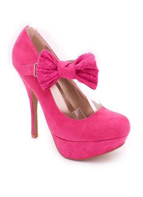 Pretty Pink Shoes With Images Shoe Laces Shoe Dazzle Me Too Shoes