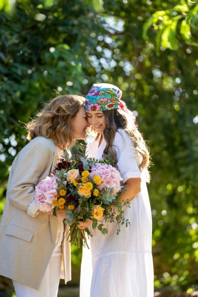 Que flores oferecer no Dia da Mãe O nosso guia completo Interflora