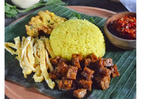 Resep Nasi Kuning Rice Cooker Oleh Saomi Mayhai Cookpad