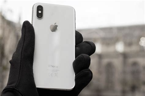 iPhone XS - 64GB - Unlocked - Fully Refurbished - Puts the XS in XmaS! - Repair St Andrews