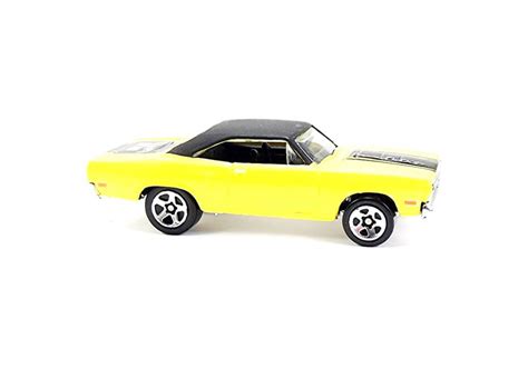 Hot Wheels Plymouth Roadrunner Of Hot Rod Cminis