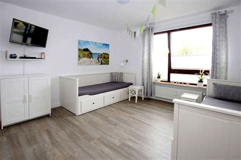 Ferienwohnung Am Flugplatz A Whg Haus Halligblick Wyk