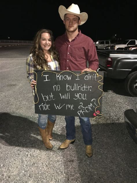 Country Promposal 1000 In 2020 Country Homecoming Proposal Prom