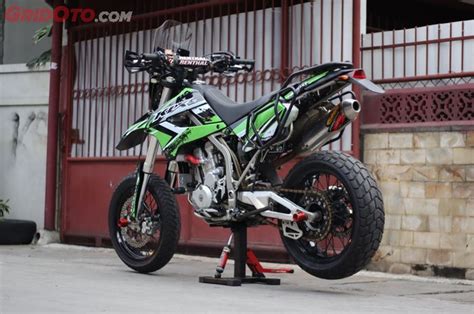 Modifikasi Ubah Kaki Kaki Kawasaki Klx 250 Jadi Supermoto Modal Rp 8