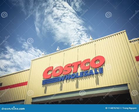 Costco Wholesale Logo