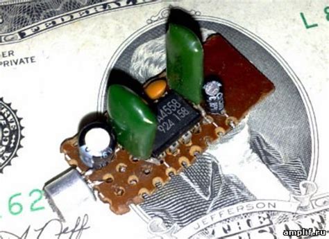 Предварительный микрофонный усилитель на микросхеме 4558