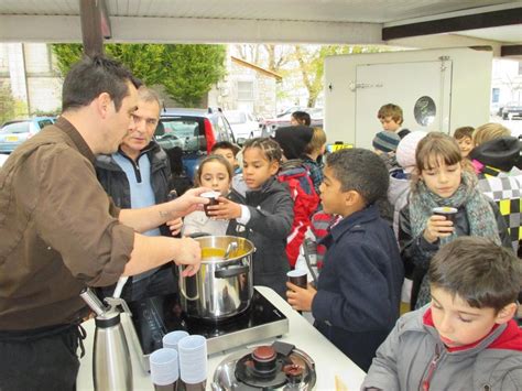 La F Te De La Soupe Ecole L Mentaire Mario Roustan Angoul Me