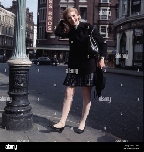 Susan Hampshire British Actress Circa 1965 Stock Photo Alamy