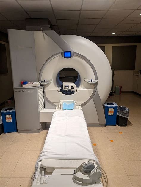 2011 Siemens Symphony Tim Mri