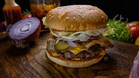 Бургер и рецепт соуса барбекю/Burger and BBQ Sauce Recipe - YouTube