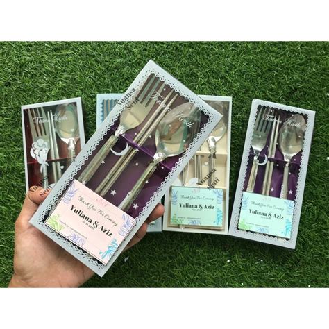 Jual Souvenir Sendok Makan Set Stainless Sendok Garpu Sumpit Motif