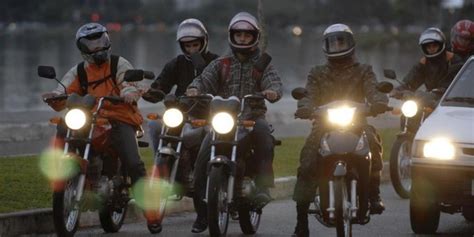 Multa Pesada E Mais Novas Leis Abalam Donos De Honda E Motos