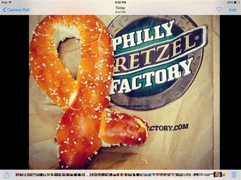 Heather Peoples adlı kullanıcının Pretzel factory panosundaki Pin