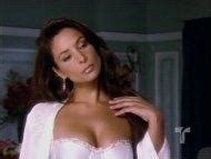 Naked Lorena Rojas In El Cuerpo Del Deseo