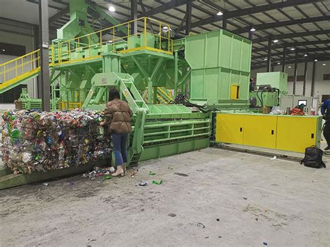 Ce Certification Energy Efficient Plastic Bottle Baling Machine