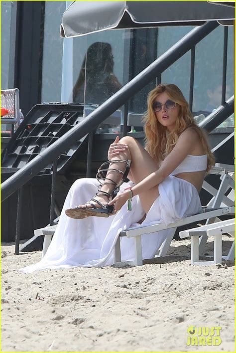 Bella Thorne Shows Off Amazing Bikini Body During Memorial Day Party Photo 817815 Photo
