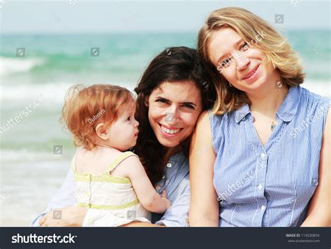 4 050 Lesbian Couple Beach Images Stock Photos Vectors Shutterstock
