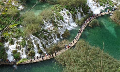 SKITNJE LIJEPOM NAŠOM Flora i fauna Nacionalnog parka Plitvička jezera