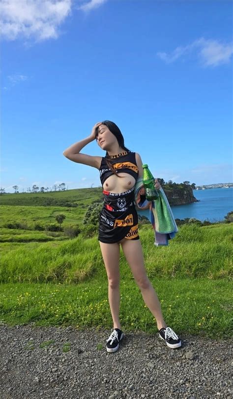 Misstaiwan Nature Nude Walk In Beautiful New Zealand 5 Nude Pics XHamster