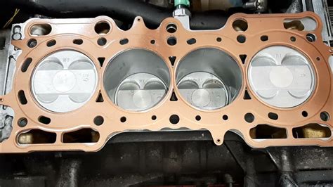 How To Use Copper Spray Gasket Maker On Head Gasket Youtube