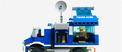 LEGO CITY 4205 Off Road Police Command Center Briquesabrac