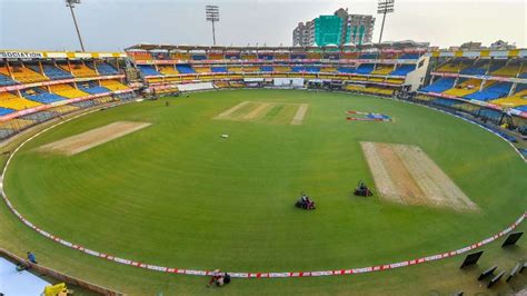 India Vs New Zealand 3rd ODI: Indore Holkar Cricket Stadium Pitch ...