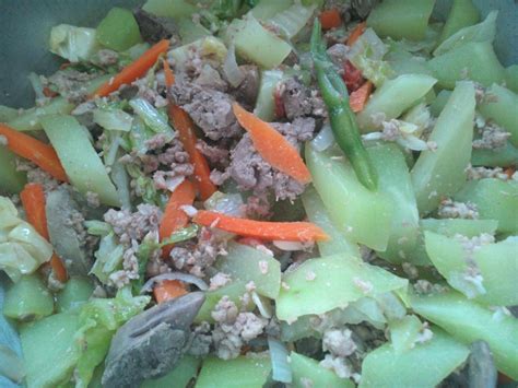 Sayote: The Vegetable "Pear" in Philippine Cuisine!