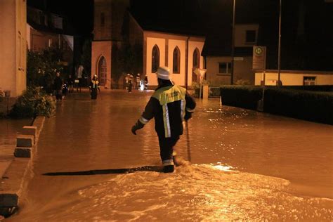 Unwetter Im Kreis Bamberg Berflutungen Nach Starkregen Bildergalerie