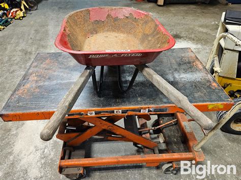 Radio Flyer Kid's Wheelbarrow BigIron Auctions