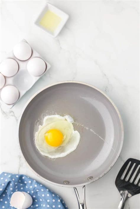 How To Fry An Egg — Bless This Mess