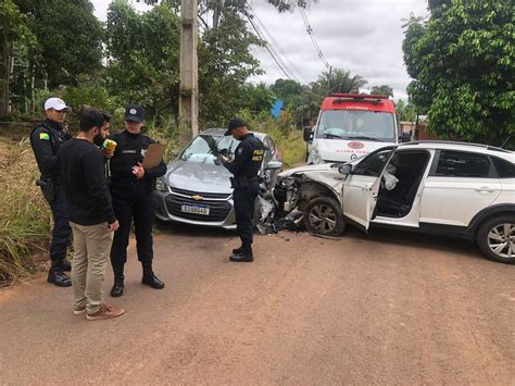 Juh Vellegas sofre acidente de carro e é levada para o Pronto Socorro