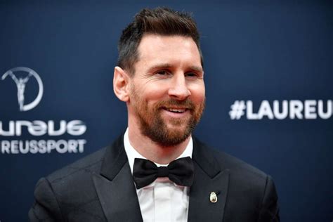 Absolument Rien Avec Aucun Club Le P Re De Messi D Ment La Rumeur