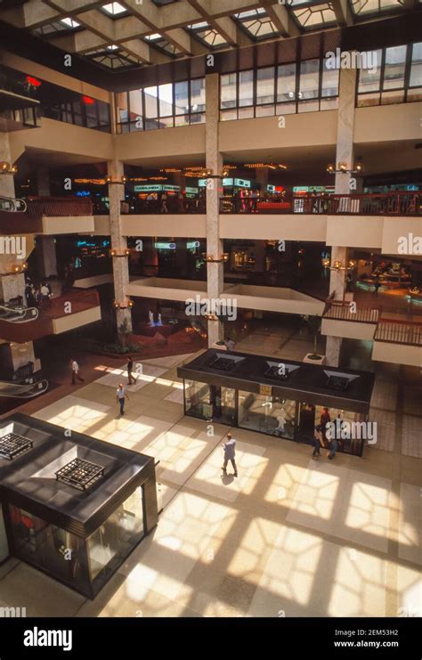 Centro Comercial Ccct Fotografías E Imágenes De Alta Resolución Alamy