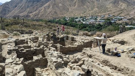 Sacred Burial Site Discovered in Peru Predates The Inca Empire ...