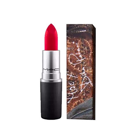 MAC Lipstick - Buy MAC Retro Matte Lipstick - Ruby Woo Online in India