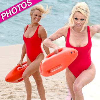 Still A Baywatch Babe Pamela Anderson 45 Revisits Iconic Red Bathing