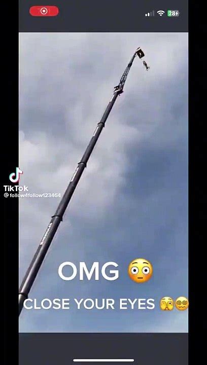 Se soltó del bungee afortunadamente había un colchón debajo Vídeo