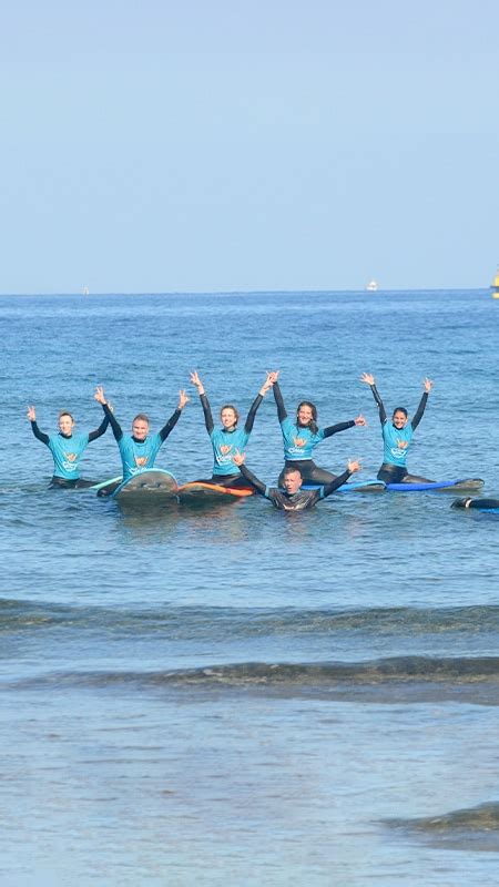 Cours de surf en groupe à Playa de las Américas Tenerife Îles Canaries