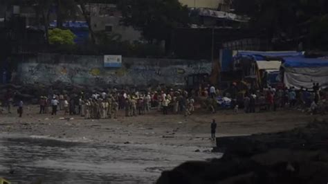 Mumbai: Mahim Dargah Trust issues statement on demolition, says it was ...