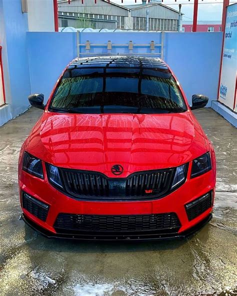 Škoda Octavia Tuning Scene on Instagram: "Červená kráska ...