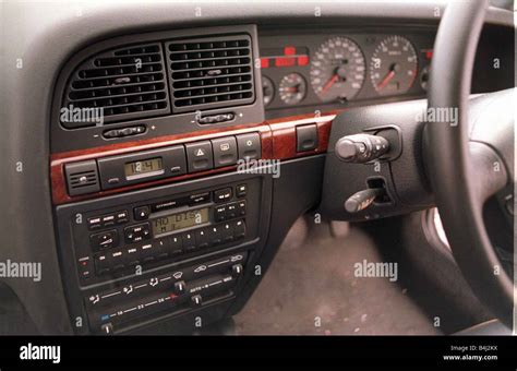 THE CITROEN XANTIA V6 EXECUTIVE AUGUST 1997 Stock Photo - Alamy