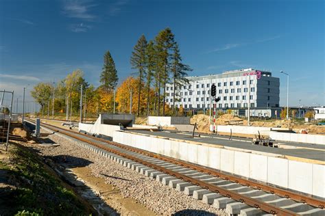 Kolej na lotnisko w Pyrzowicach Kiedy będzie pociąg pasażerski WIDEO