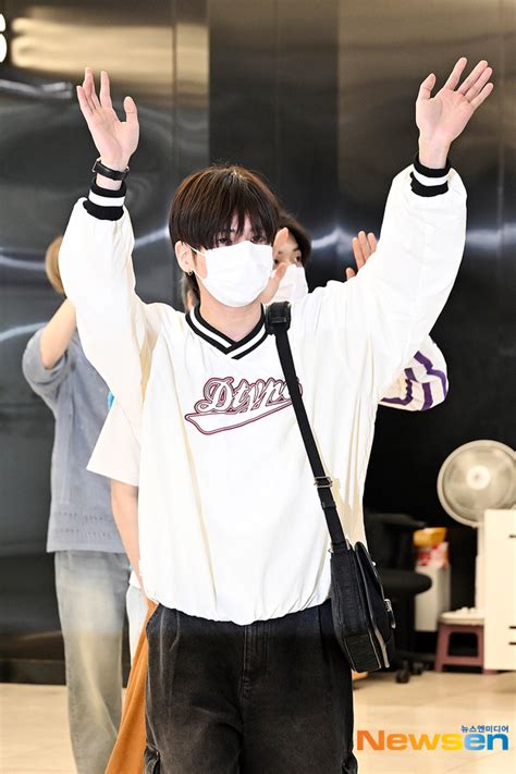 Txt 태현 ‘만세~ 포토엔hd 손에 잡히는 뉴스 눈에 보이는 뉴스 뉴스엔