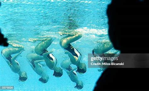 French Synchronized Swimming Team Photos And Premium High Res Pictures