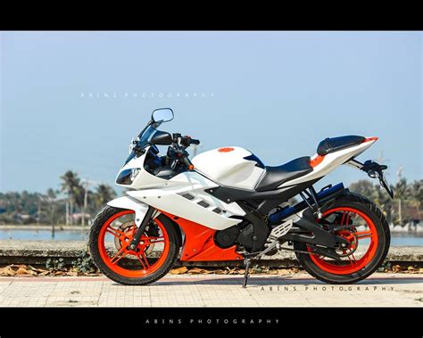 Yamaha R15 V2 Modified 'Orange-White' colour - ModifiedX