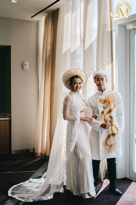 Wedding Outfit In Vietnam Bride Of 'Messi Of Vietnam' Chooses $6,000